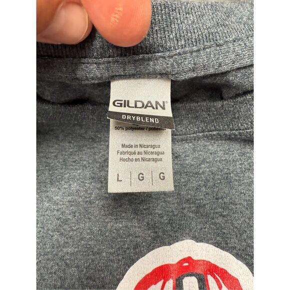 Grey and red Ohio State Buckeyes Brutus Men’s Large Gildan cotton shirt in great - Picture 2 of 3